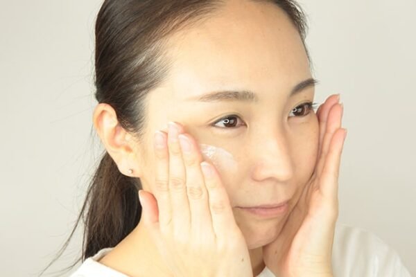 カネボウ ヴェイル オブ デイ / SPF50 / PA+++ / 本体 / 40g / フレッシュフローラルの香り